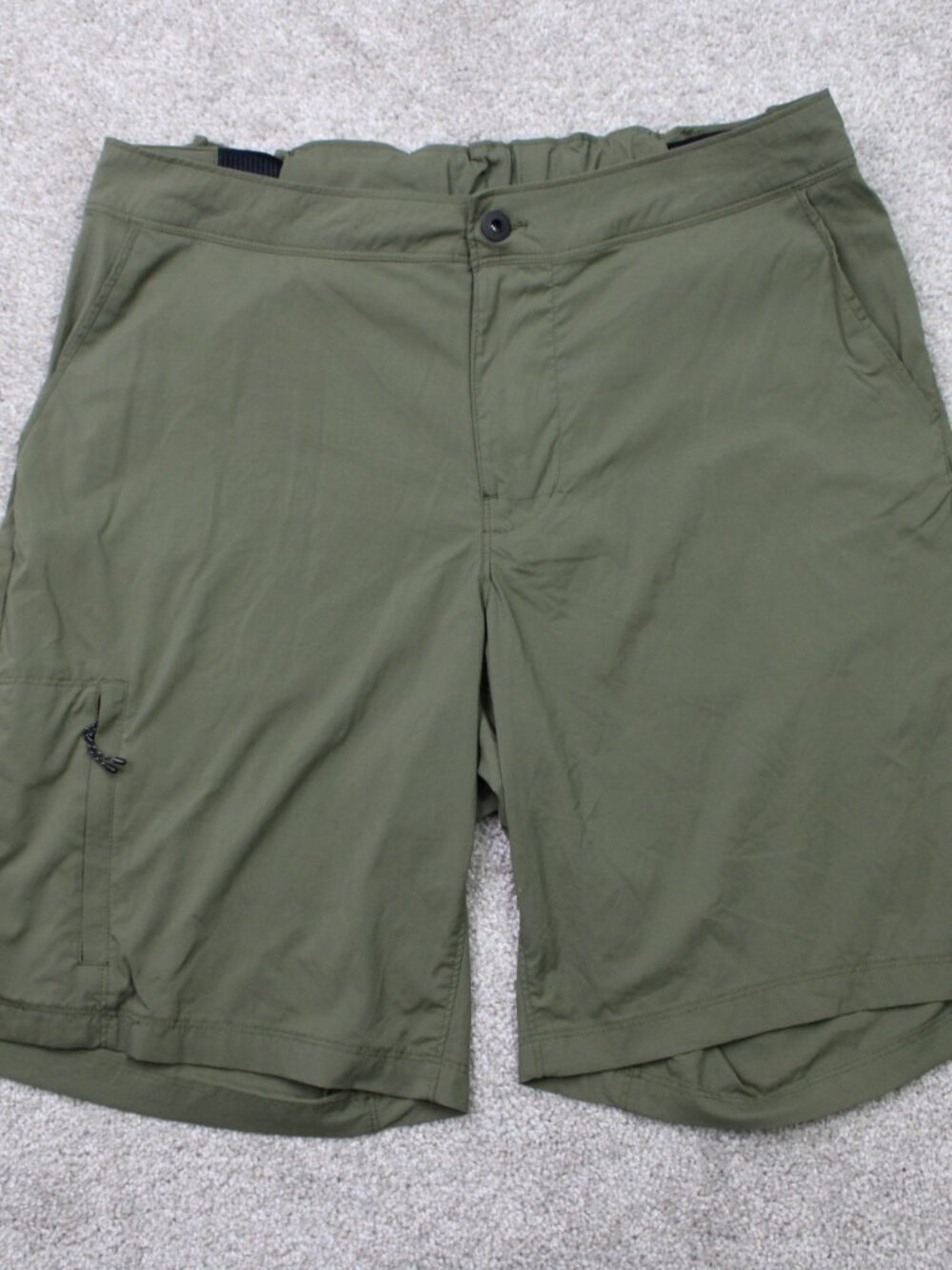 REI Co-op Shorts Mens Large Green Cargo Adjustable Waist Stretch 10" Outdoor